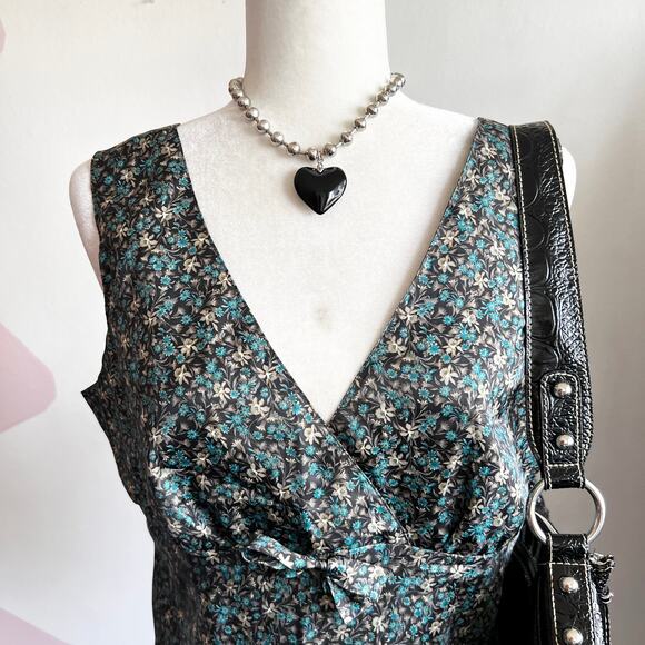 SOLD OUT - Picture 2 of 6